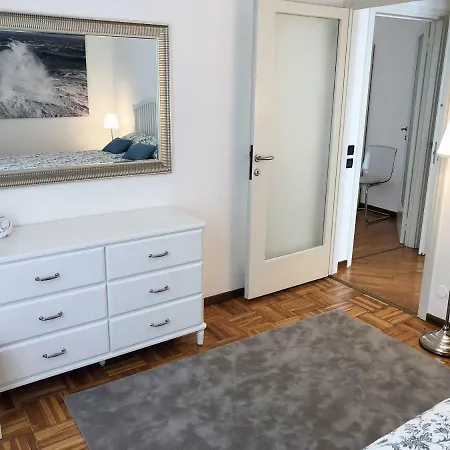 Apartment Gg Mentana Como